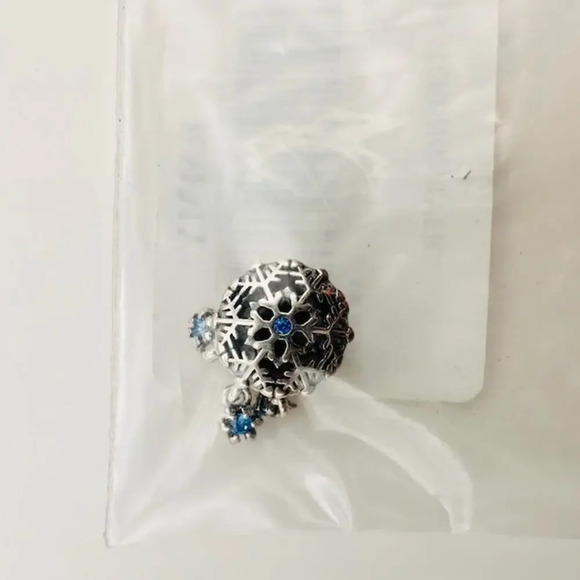 N/A Jewelry - NEW Icy Snowflake Drop Dangle Charm Pendant Sterling Silver